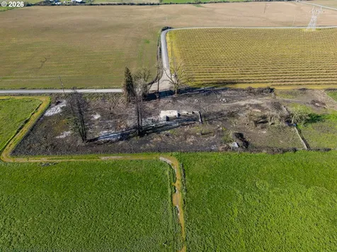 7380 NE Old Mcminnville Highway Carlton OR 97111