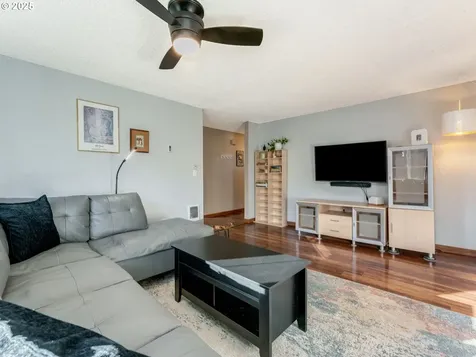 13813 NE 51st Street Vancouver WA 98682