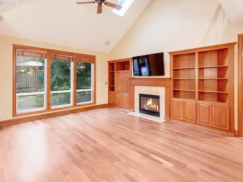 11048 SW Madrone Court Tualatin OR 97062