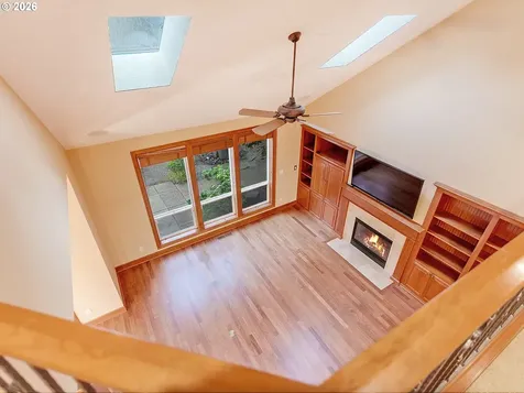 11048 SW Madrone Court Tualatin OR 97062