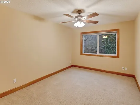 11048 SW Madrone Court Tualatin OR 97062