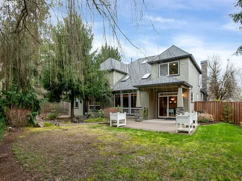 11048 SW Madrone Court Tualatin OR 97062
