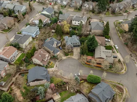 11048 SW Madrone Court Tualatin OR 97062