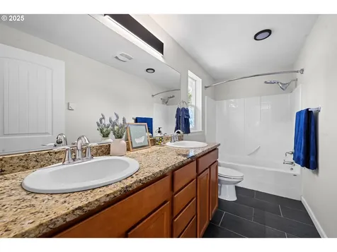 1225 3rd Avenue Hammond OR 97121