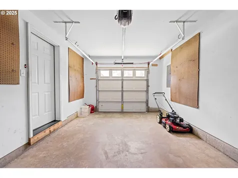 1225 3rd Avenue Hammond OR 97121