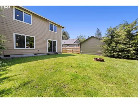1225 3rd Avenue Hammond OR 97121