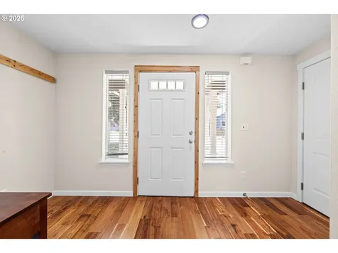 1225 3rd Avenue Hammond OR 97121