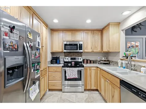 750 68th Street Springfield OR 97478