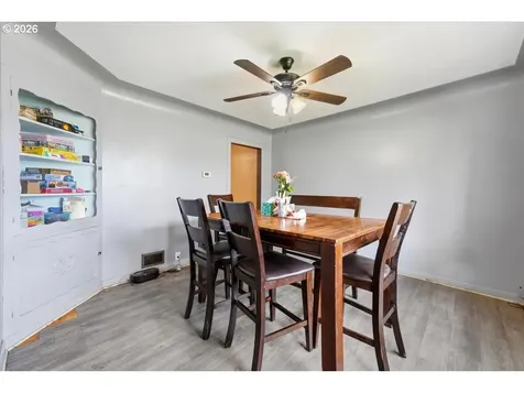 607 E Ellendale Avenue Dallas OR 97338