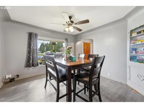 607 E Ellendale Avenue Dallas OR 97338