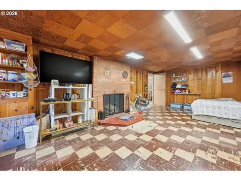607 E Ellendale Avenue Dallas OR 97338