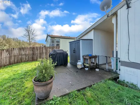 777 College Park Drive SW Albany OR 97322