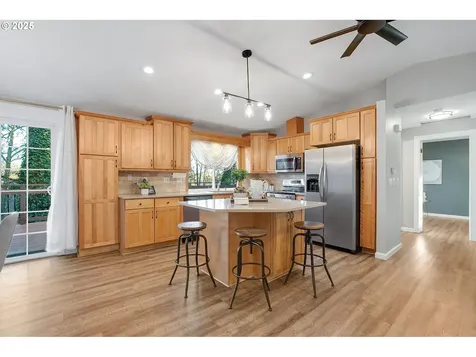 2174 SE 32nd Avenue Hillsboro OR 97123