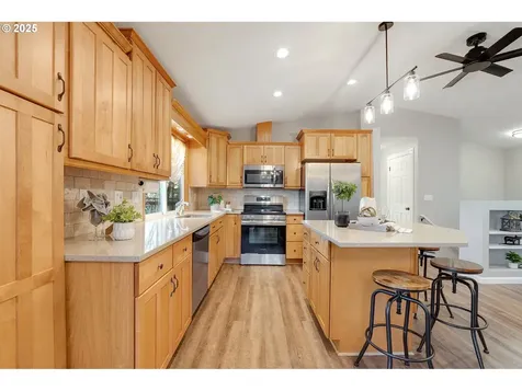 2174 SE 32nd Avenue Hillsboro OR 97123
