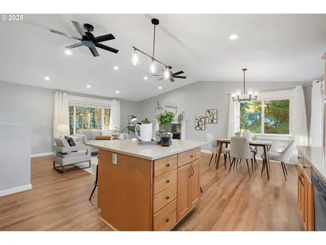2174 SE 32nd Avenue Hillsboro OR 97123