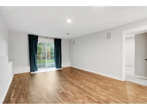 2174 SE 32nd Avenue Hillsboro OR 97123