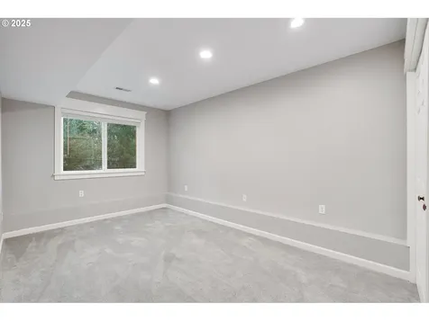 2174 SE 32nd Avenue Hillsboro OR 97123