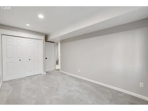 2174 SE 32nd Avenue Hillsboro OR 97123