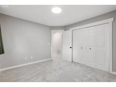 2174 SE 32nd Avenue Hillsboro OR 97123