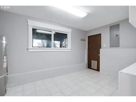 2174 SE 32nd Avenue Hillsboro OR 97123