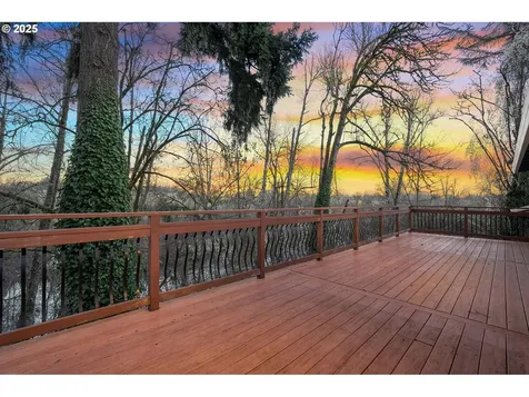 2174 SE 32nd Avenue Hillsboro OR 97123