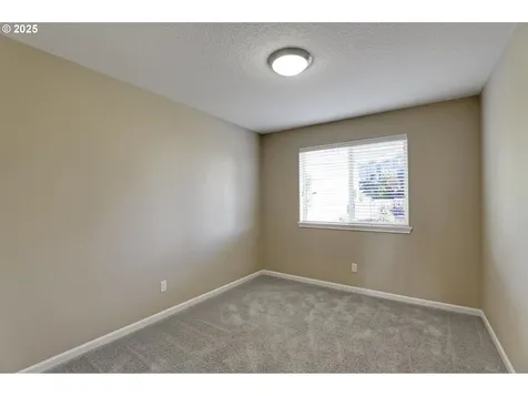 16483 NW Rossetta Street Portland OR 97229