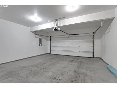 16483 NW Rossetta Street Portland OR 97229