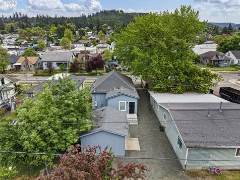 1354 SE Pine Street Roseburg OR 97470