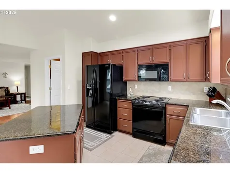3209 Queens East Street Eugene OR 97401