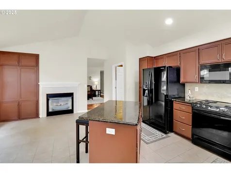 3209 Queens East Street Eugene OR 97401