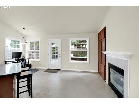 3209 Queens East Street Eugene OR 97401
