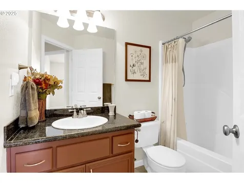 3209 Queens East Street Eugene OR 97401