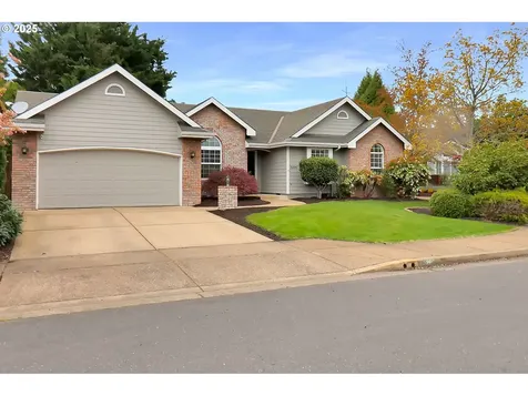 3209 Queens East Street Eugene OR 97401