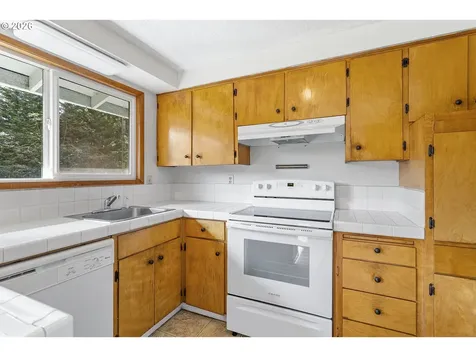 9370 SW Killarney Lane Tualatin OR 97062