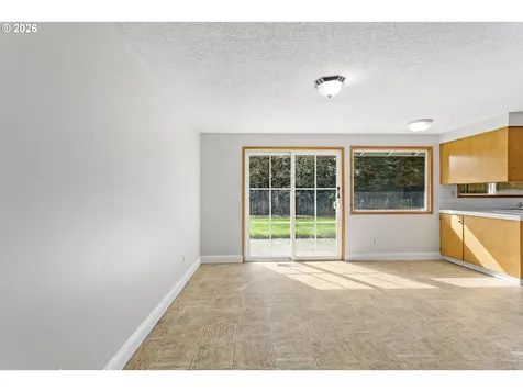 9370 SW Killarney Lane Tualatin OR 97062