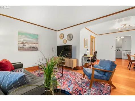 1802 SE Morrison Street Portland OR 97214