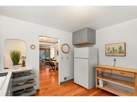 1802 SE Morrison Street Portland OR 97214