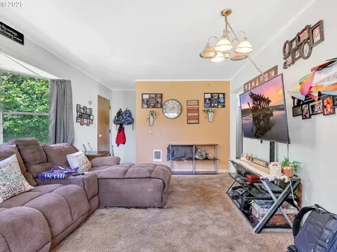 43018 Hillcrest Loop Astoria OR 97103