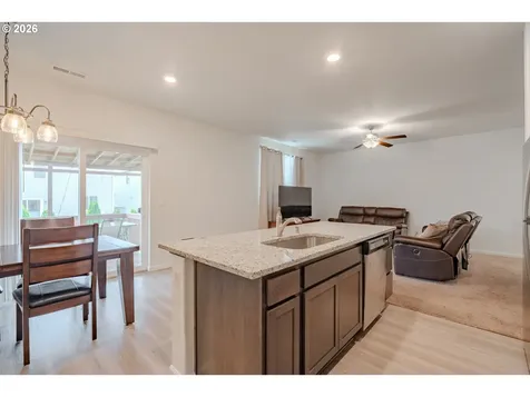 1222 W 16th Avenue La Center WA 98629