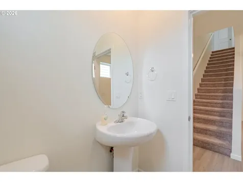 1222 W 16th Avenue La Center WA 98629