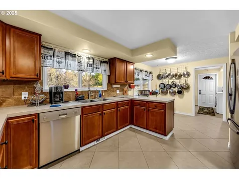 17715 NE 92nd Avenue Battle Ground WA 98604