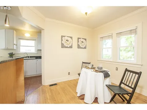 1700 Jefferson Street Eugene OR 97402