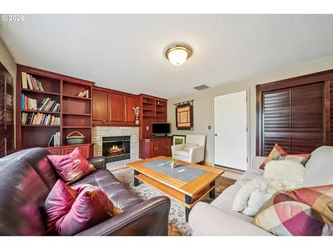 1333 10th Street West Linn OR 97068