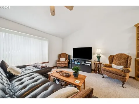 1333 10th Street West Linn OR 97068