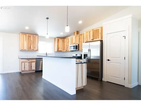 320 Heritage Lane Union OR 97883