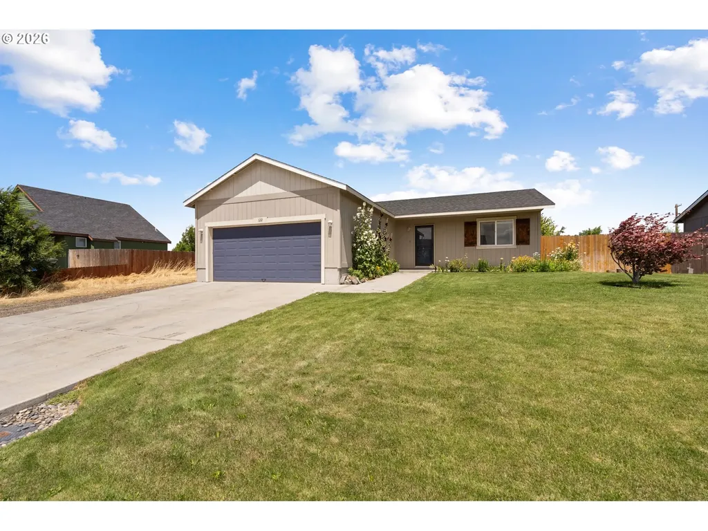 122 Falcon Court Boardman OR 97818