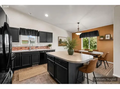 122 Falcon Court Boardman OR 97818