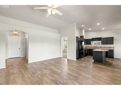 122 Falcon Court Boardman OR 97818