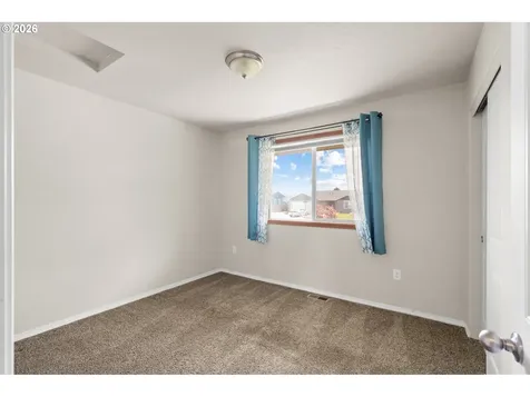 122 Falcon Court Boardman OR 97818