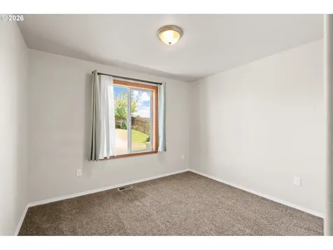 122 Falcon Court Boardman OR 97818